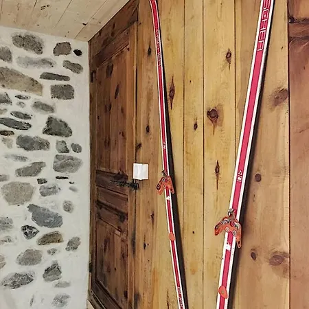 Maison De Village Spacieuse Au Calme *