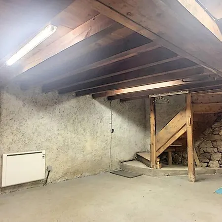 Maison De Village Spacieuse Au Calme Holiday home
