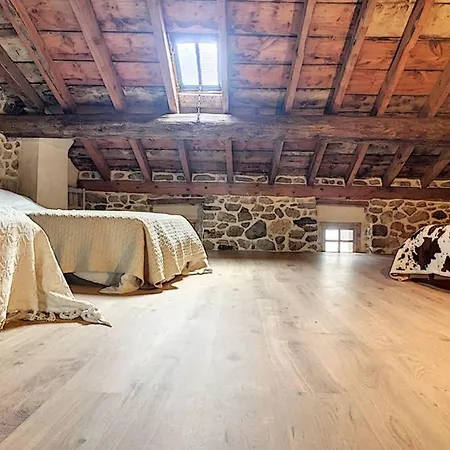 Maison De Village Spacieuse Au Calme 펜션 *