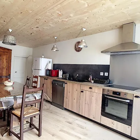Maison De Village Spacieuse Au Calme Matemale